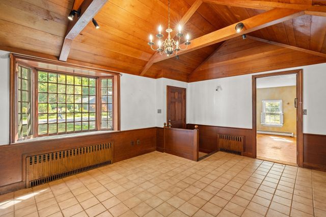 13 Whitcomb Ave, Hingham, MA 02043