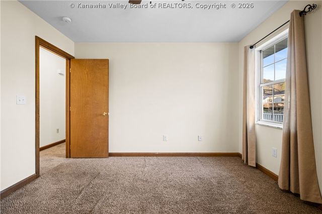 5027 Dolores Drive, Cross Lanes, WV 25313