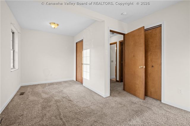 5027 Dolores Drive, Cross Lanes, WV 25313