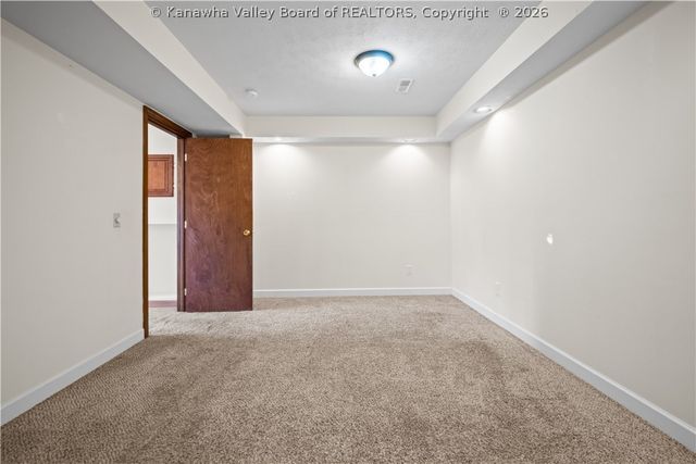 5027 Dolores Drive, Cross Lanes, WV 25313