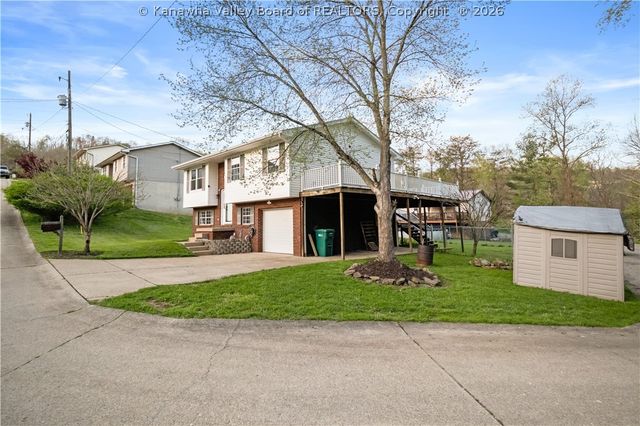 5027 Dolores Drive, Cross Lanes, WV 25313