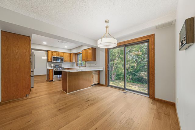 14613 Carriage Lane, Burnsville, MN 55306