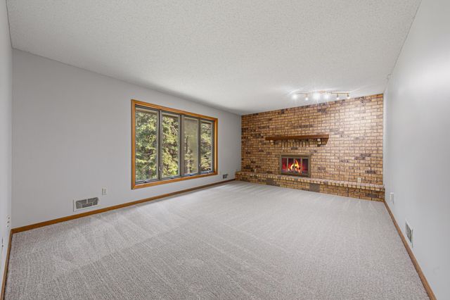 14613 Carriage Lane, Burnsville, MN 55306