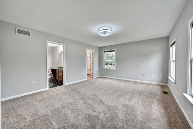 2232 Amsterdam Road, Villa Hills, KY 41017