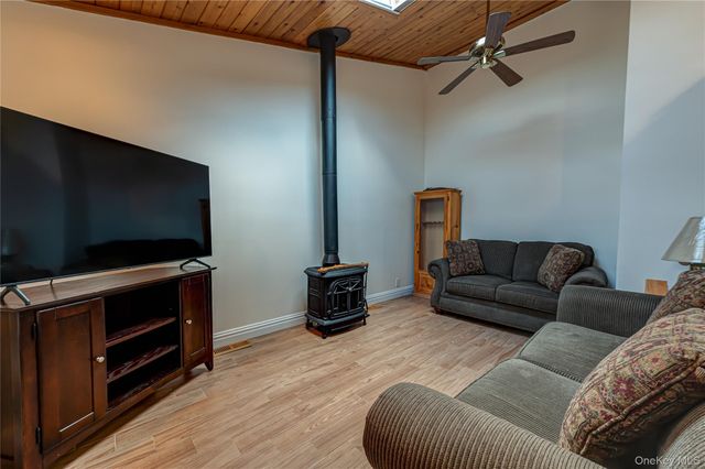 720 Farmers Avenue, Bellmore, NY 11710