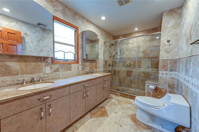 720 Farmers Avenue, Bellmore, NY 11710