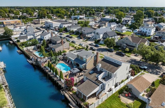 720 Farmers Avenue, Bellmore, NY 11710