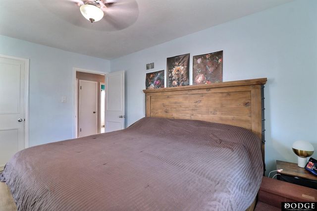 841 E 15th Street, Fremont, NE 68025