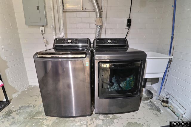 841 E 15th Street, Fremont, NE 68025