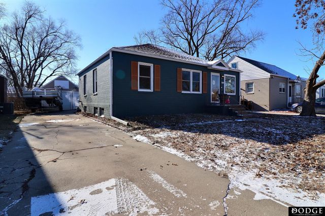 841 E 15th Street, Fremont, NE 68025