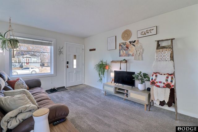 841 E 15th Street, Fremont, NE 68025