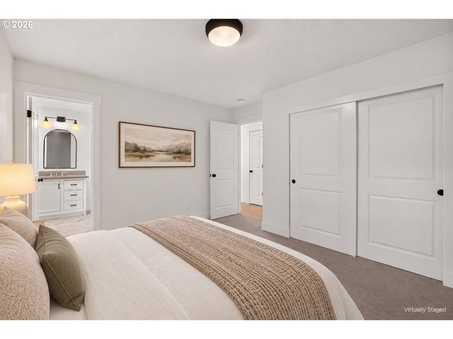 3745 DIVISION Ct, Lake Oswego, OR 97035