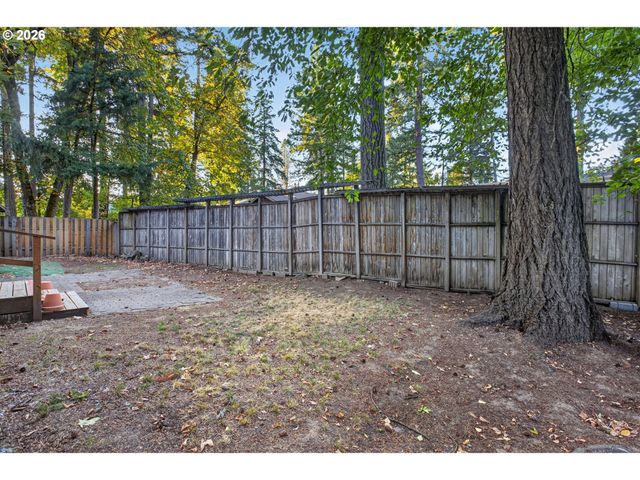 3745 DIVISION Ct, Lake Oswego, OR 97035