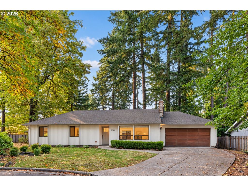 3745 DIVISION Ct, Lake Oswego, OR 97035