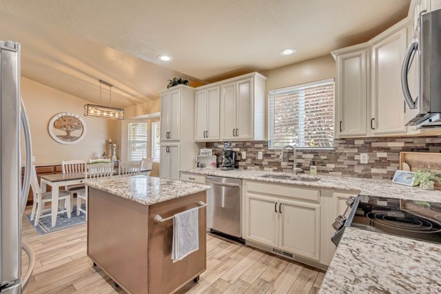 4050 S EDITH GROVE LN, West Valley City, UT 84120