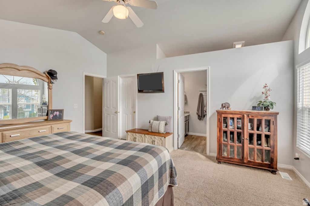 Image 11 of property listing at 4050 S EDITH GROVE LN, West Valley City, UT 84120