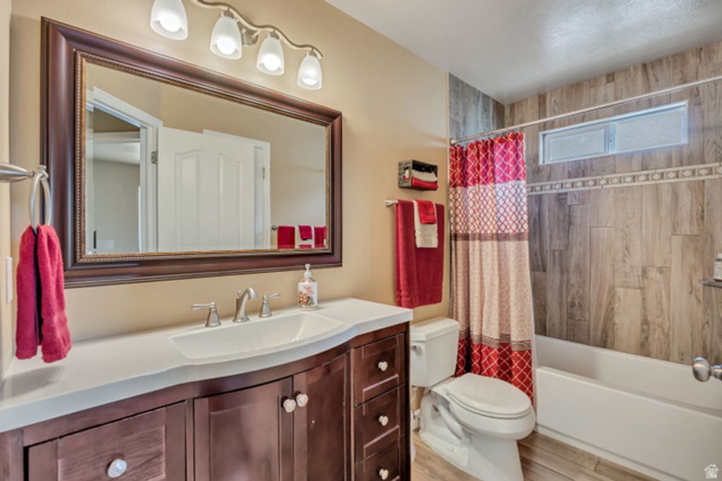 Image 16 of property listing at 4050 S EDITH GROVE LN, West Valley City, UT 84120