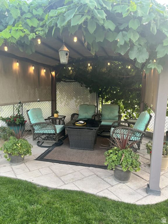 Image 34 of property listing at 4050 S EDITH GROVE LN, West Valley City, UT 84120