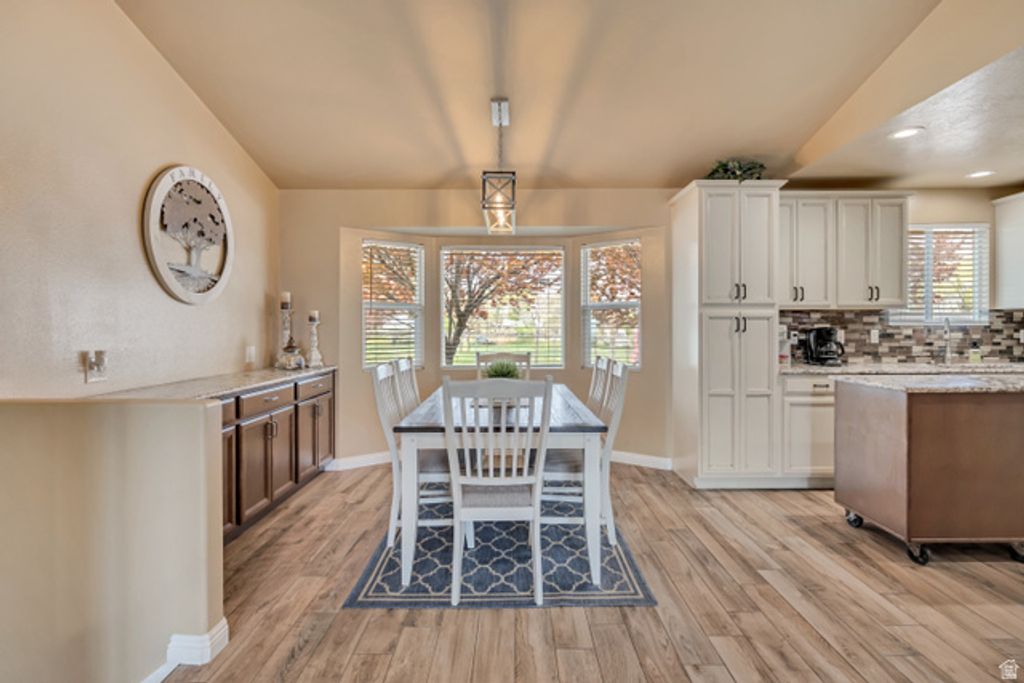 Image 6 of property listing at 4050 S EDITH GROVE LN, West Valley City, UT 84120