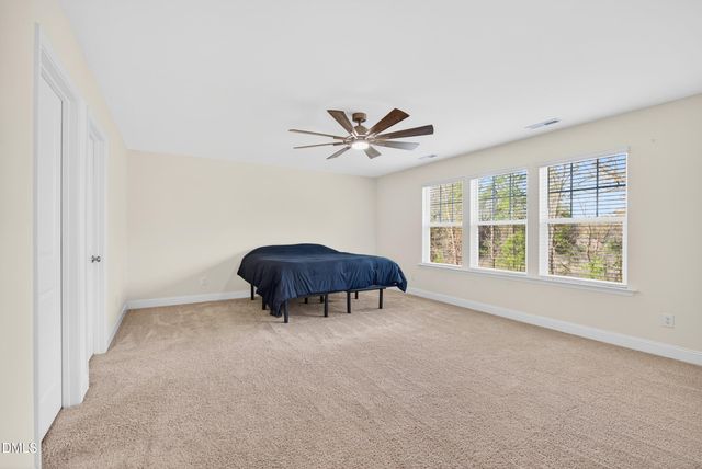 835 Golden Plum Lane, Zebulon, NC 27597