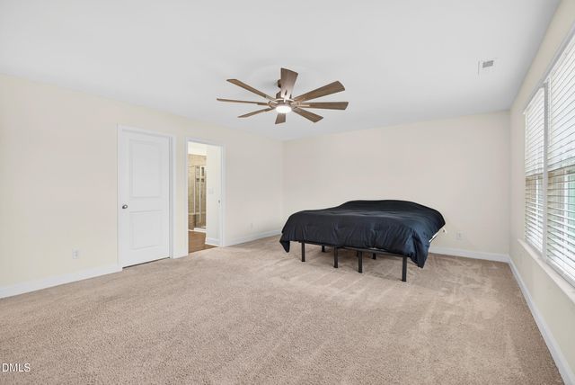 835 Golden Plum Lane, Zebulon, NC 27597