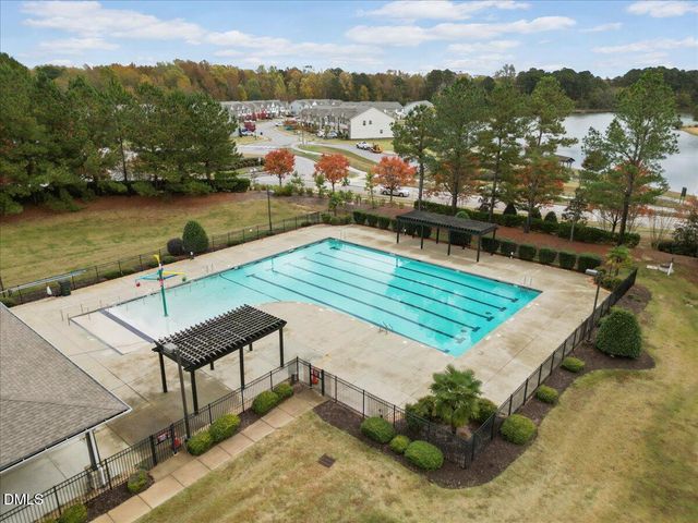 835 Golden Plum Lane, Zebulon, NC 27597