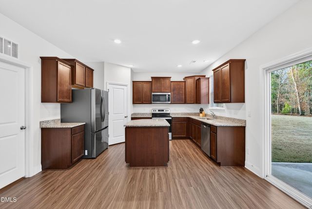 835 Golden Plum Lane, Zebulon, NC 27597