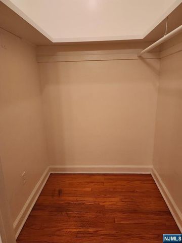 382-386 Highland Avenue 105, Kearny, NJ 07032