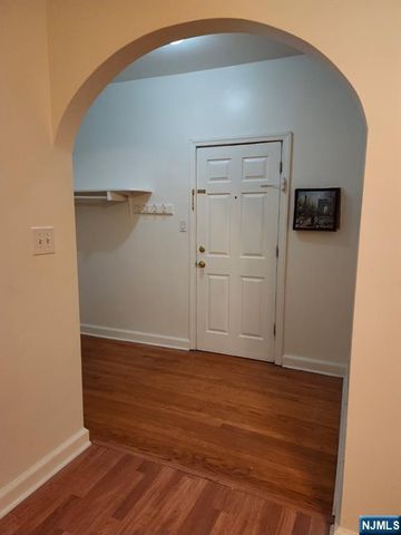 382-386 Highland Avenue 105, Kearny, NJ 07032