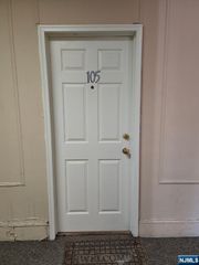 382-386 Highland Avenue 105, Kearny, NJ 07032