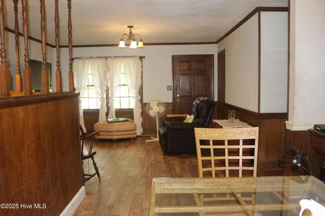 2044 Mozingo Road, Greenville, NC 27834