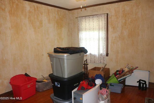 2044 Mozingo Road, Greenville, NC 27834