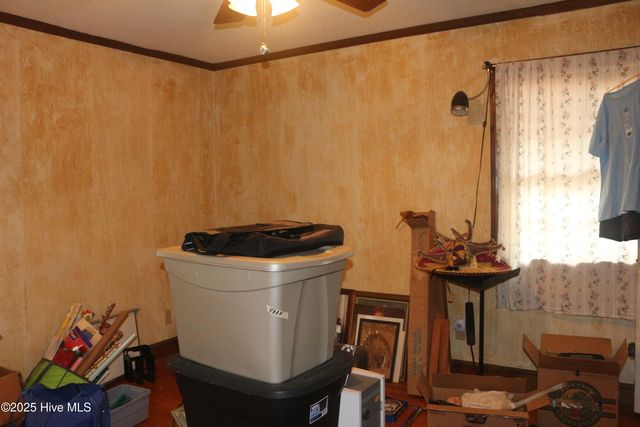 2044 Mozingo Road, Greenville, NC 27834