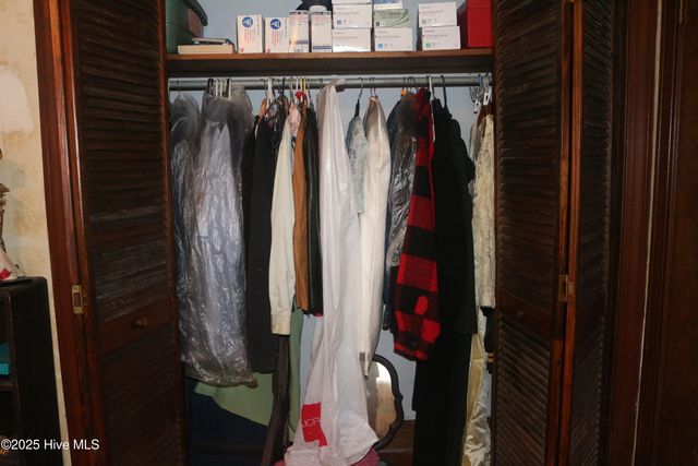 2044 Mozingo Road, Greenville, NC 27834