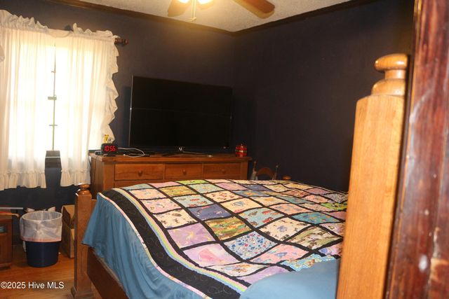 2044 Mozingo Road, Greenville, NC 27834