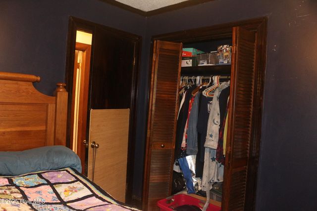 2044 Mozingo Road, Greenville, NC 27834