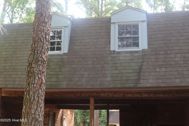 2044 Mozingo Road, Greenville, NC 27834