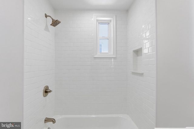 221 N HOBART ST, Philadelphia, PA 19139