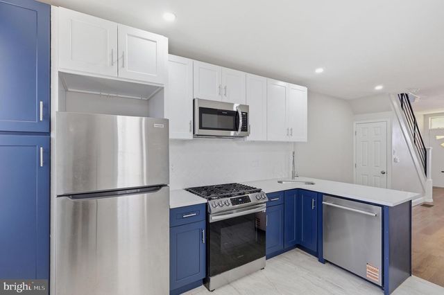 221 N HOBART ST, Philadelphia, PA 19139