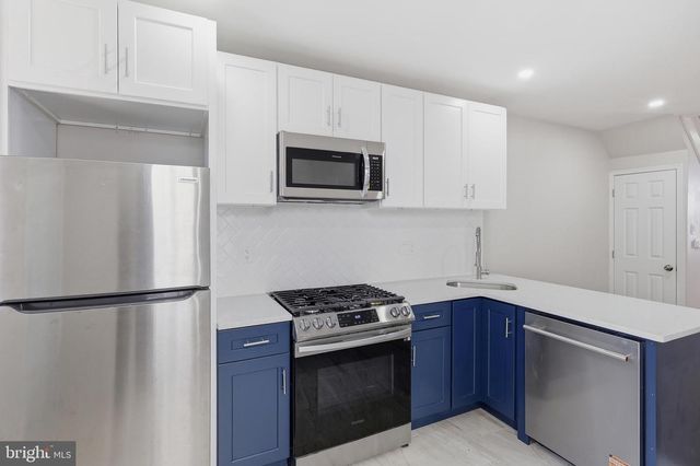 221 N HOBART ST, Philadelphia, PA 19139