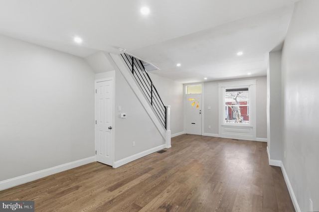 221 N HOBART ST, Philadelphia, PA 19139