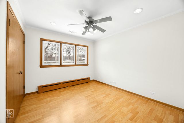 17w120 Woodland Avenue, Bensenville, IL 60106