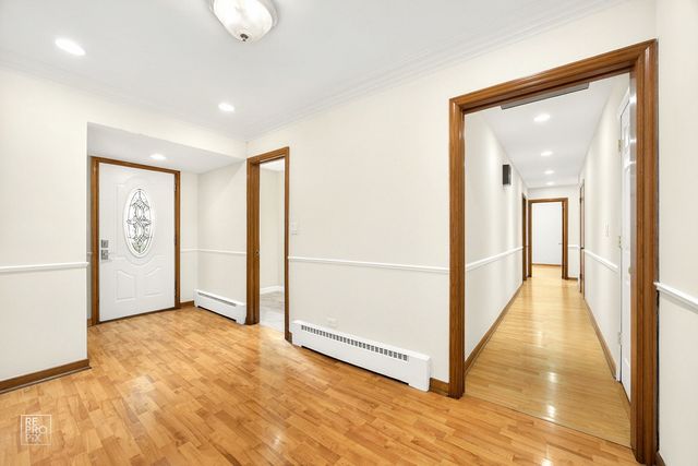 17w120 Woodland Avenue, Bensenville, IL 60106