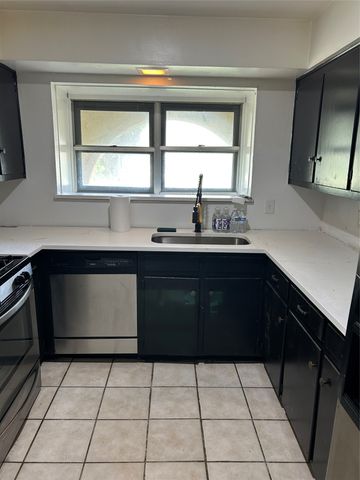 1033 Rockledge Drive, Garland, TX 75043