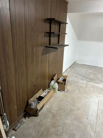 1033 Rockledge Drive, Garland, TX 75043