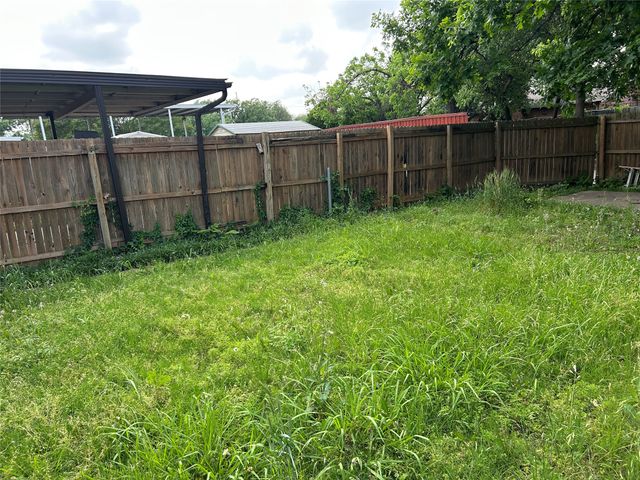 1033 Rockledge Drive, Garland, TX 75043