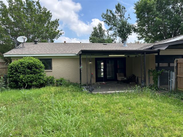 1033 Rockledge Drive, Garland, TX 75043