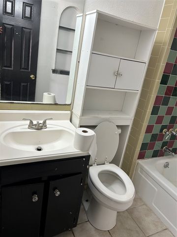 1033 Rockledge Drive, Garland, TX 75043