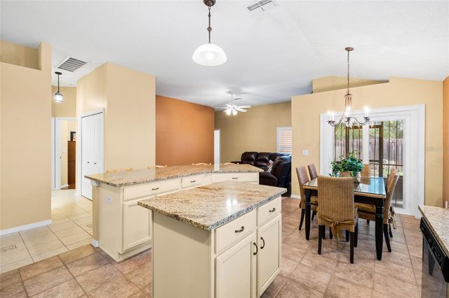 5606 PADDOCK TRAIL DRIVE, Tampa, FL 33624
