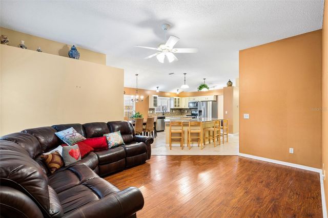 5606 PADDOCK TRAIL DRIVE, Tampa, FL 33624